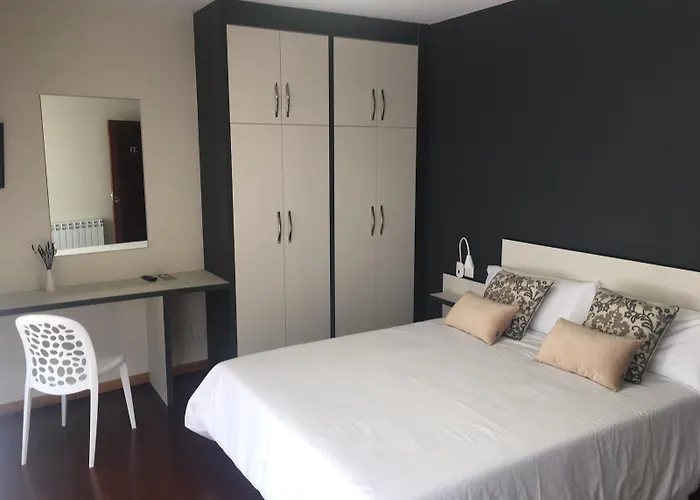 Vendaval ゲストハウス サンタマルタ・デ・オルティゲイラ